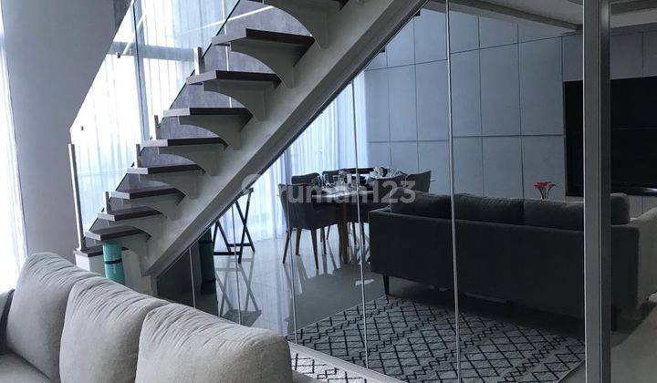 Apartement Soho Skyloft Ciputra World 1 BR Furnished Bagus 6