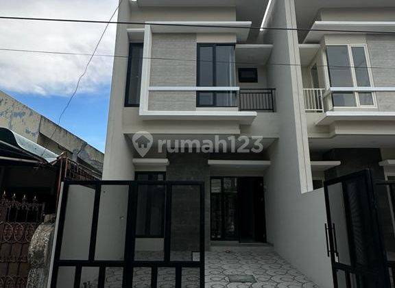 Rb28b. Rumah Minimalis Kutisari Indah Utara Surabaya 1