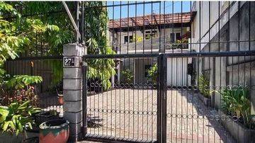 Rs02. Rumah Jl. Rumah Cempaka Surabaya Pusat 1