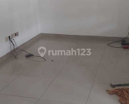 Disewa Rumah Golf Lake Cengkareng Jakarta Barat 2