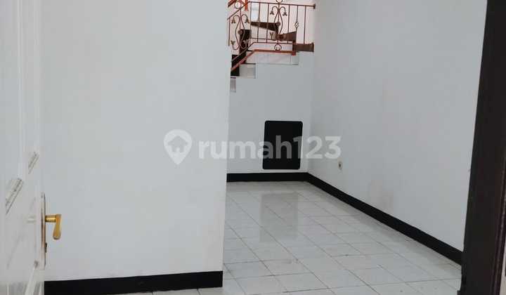 Disewa Rumah Taman Palem Lestari Cengkareng Jakarta Barat Disewa Rumah Taman Palem Lestari Cengkareng Jakarta Barat