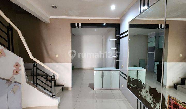 Jual rumah taman surya 5 jakarta barat 2