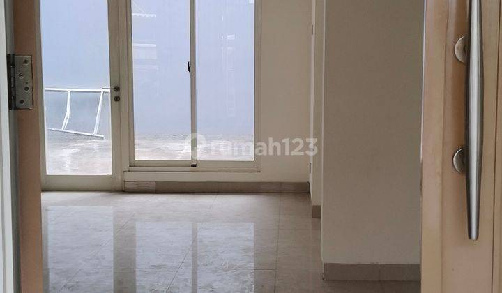 Disewa Rumah Golf Lake Cengkareng Jakarta Barat 1
