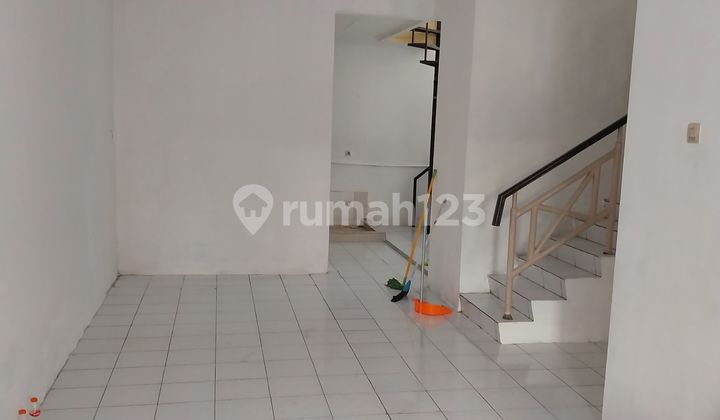 For Rent: Taman Palem Lestari House, Cengkareng, West Jakarta For Rent: Taman Palem Lestari House, Cengkareng, West Jakarta