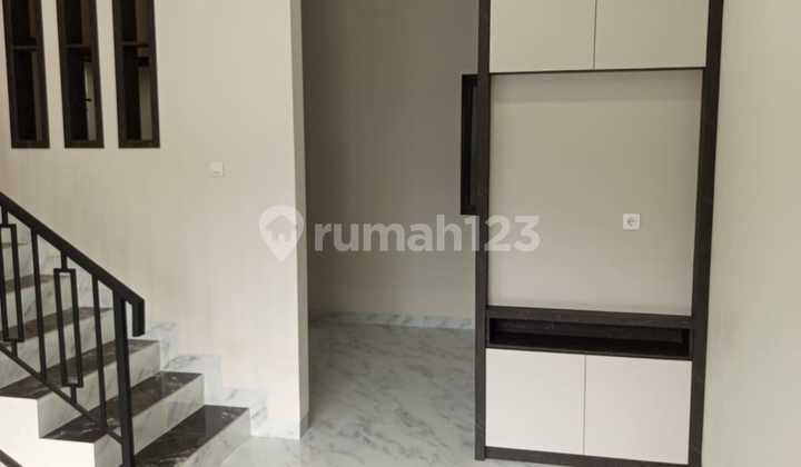 Dijual Rumah di Simprug Poris Tangerang 2