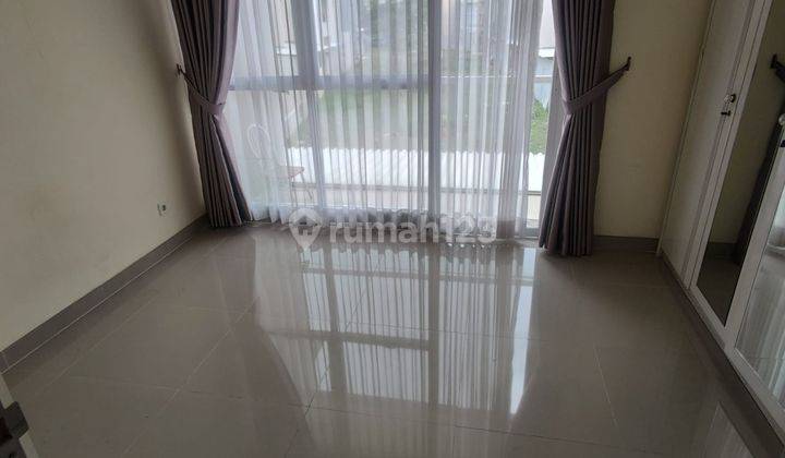Sewa Rumah Palm Blossom Taman Surya Jakarta Barat 2