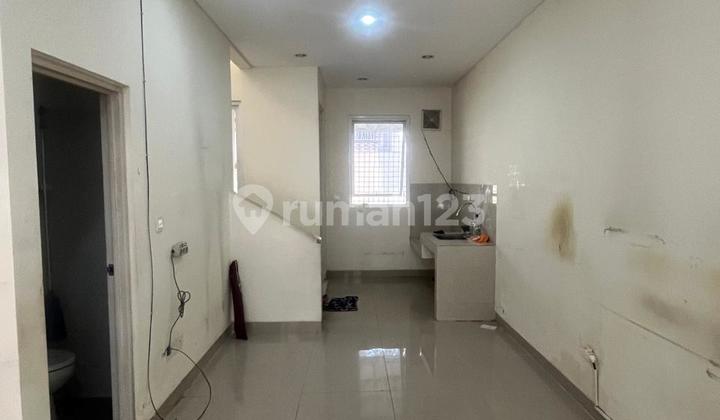 Disewa Rumah Palm Blossom Taman Surya Jakarta Barat Disewa Rumah Palm Blossom Taman Surya Jakarta Barat