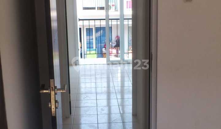 For Rent Golden Palm House Pegadungan West Jakarta