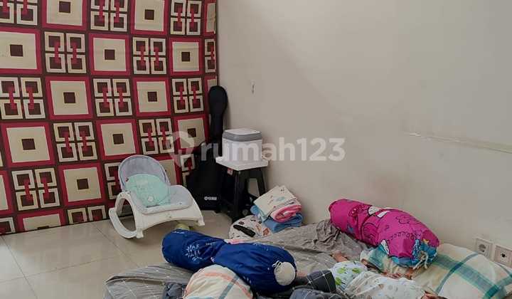 Disewa Rumah Green Lake City Cipondoh  2