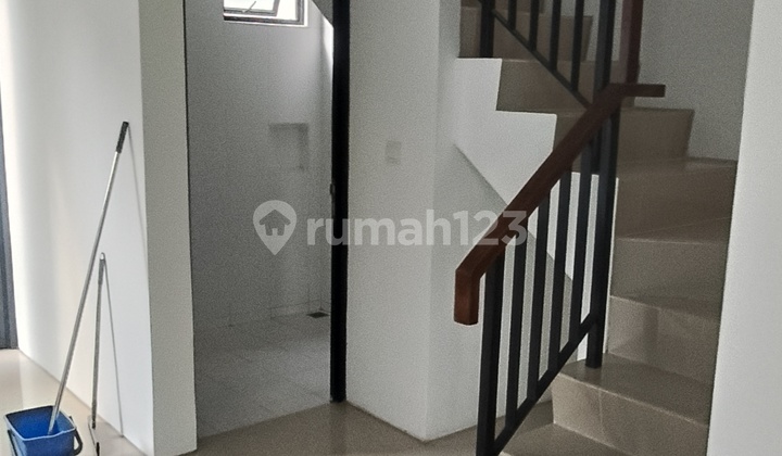 Disewa Rumah Citra Garden Puri Jakarta Barat 2