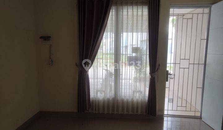 Sewa Rumah Palm Blossom Taman Surya Jakarta Barat 1