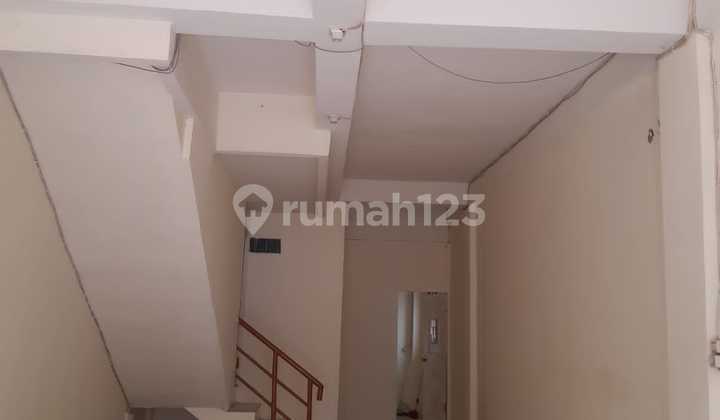 For Sale 1000 sqft Shop House in Cengkareng, West Jakarta For Sale 1000 sqft Shop House in Cengkareng, West Jakarta