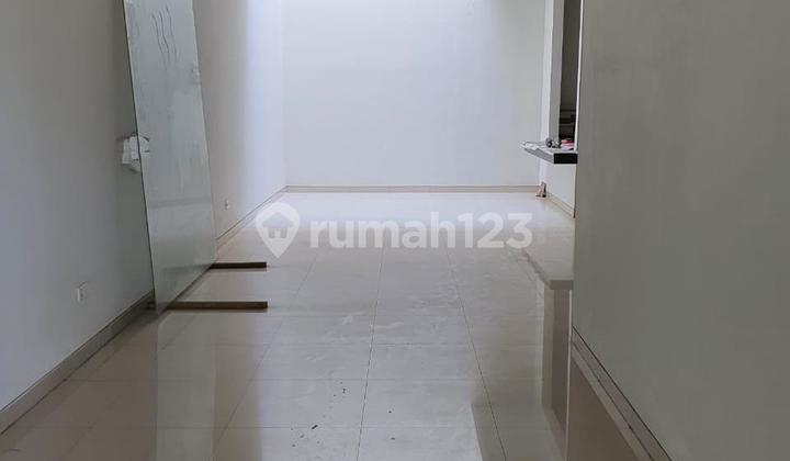 Jual Rumah Pakuwon Indah Cluster Granada Pakuwon 2