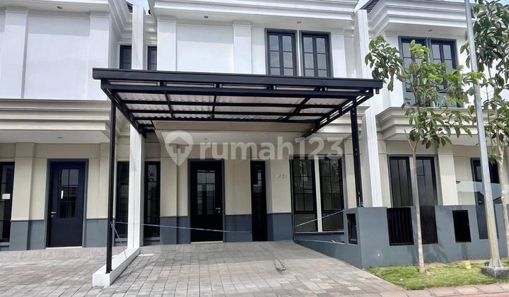 New White House Dian Istana Rental Near Graha
