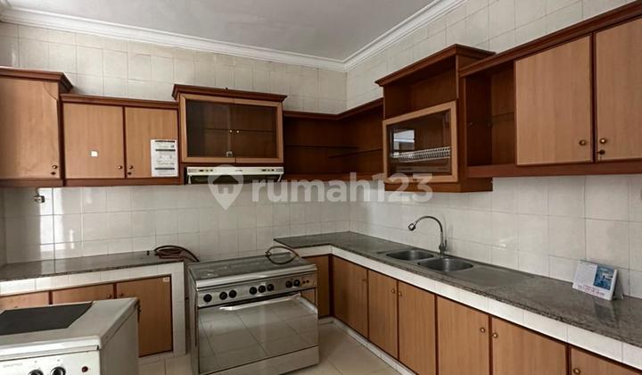 Jual Rumah Private Pool Taman Hunian Satelit  2