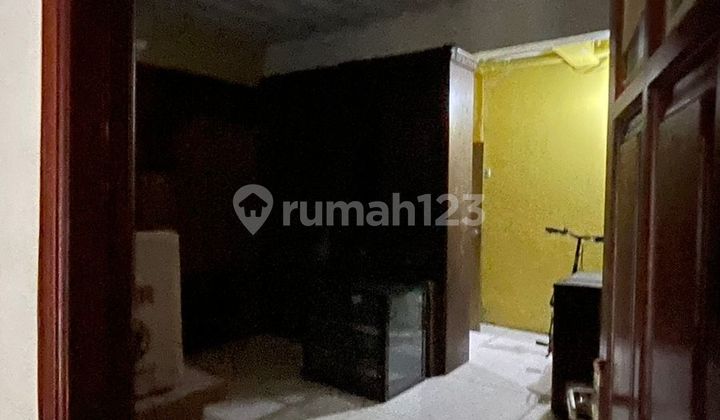 Jual Rumah 3 Lantai Raya Lontar Dekat Pakuwon Mall 2