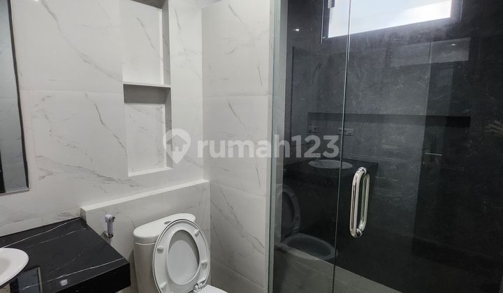 Dijual Rumah Modern Minimalis Graha Natura Surabaya Barat dekat Ke Pakuwon Mall, Gwalk Citraland Dijual Rumah Modern Minimalis Graha Natura Surabaya Barat dekat Ke Pakuwon Mall, Gwalk Citraland