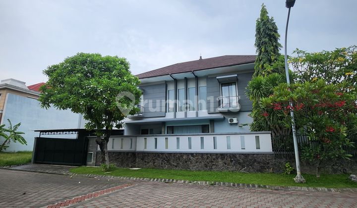 Dijual Rumah Furnish Ada Kolam Renang Perumahan CHOFA  Sukomanunggal Surabaya 1
