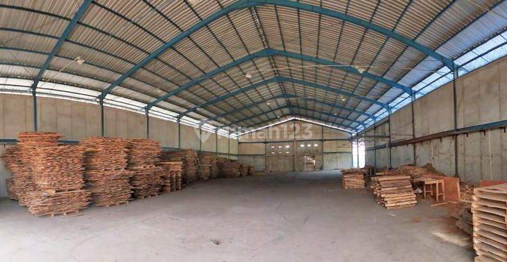 Dijual Pabrik Pemotongan Kayu di Ngoro Mojokerto 4