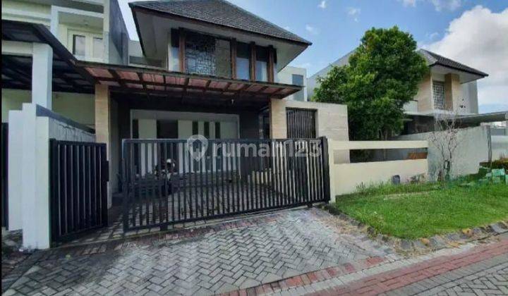 Dijual Rumah Mewah Graha Famili Surabaya Barat 1