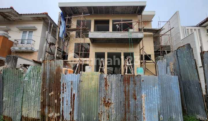 Murah Dijual Rumah Puri Widya Kencana Dekat Gwalk Citraland Surabaya Barat - New Gress 2,5 Lantai Ada Basement 1