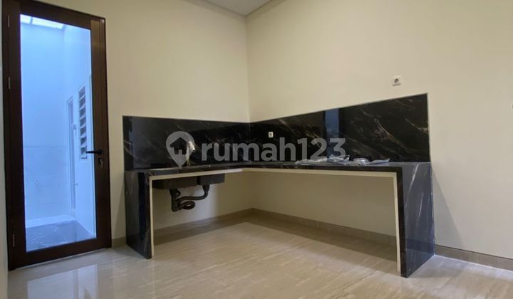 For Sale New Minimalist House International Village CITRALAND Surabaya 2