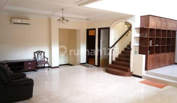 Dijual Rumah Model Classic TAMAN Hunian Satelit Sukomanunggal Surabaya 2