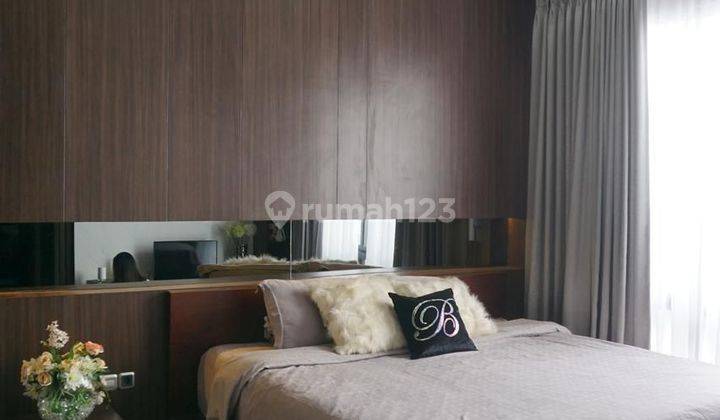 Murah Dijual Rumah Baru Furnish Mewah Pakuwon Indah Surabaya 2