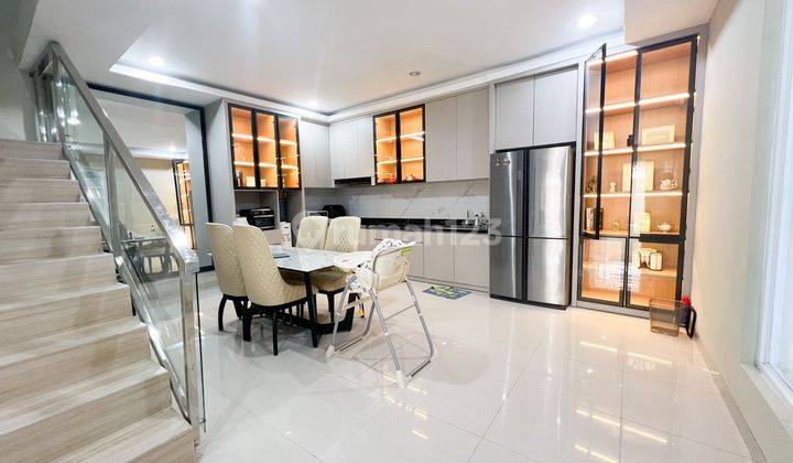 Dijual Rumah Minimalis Villa Valencia Surabaya Barat 2