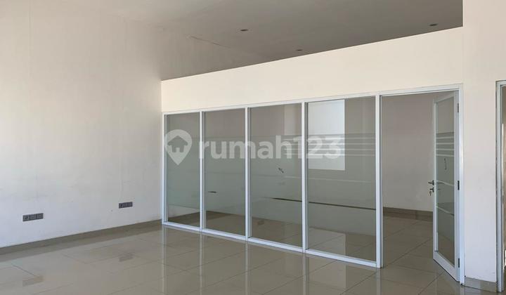 For Rent: Business House on Jalan Kupang Indah, Surabaya