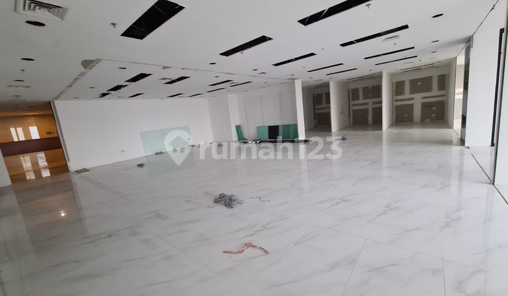Office Gold Coast Seaview, Pusat Bisnis Pantai Indah Kapuk  3