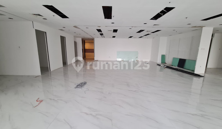 Office Gold Coast Seaview, Pusat Bisnis Pantai Indah Kapuk  1