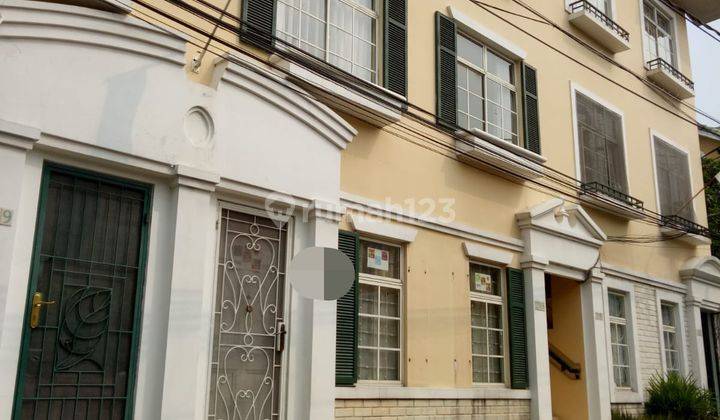 Dijual Murah Dan Cepat rumah Semi Furnished Di Town House Taman Hijau, Lippo Karawaci, Tangerang,  1