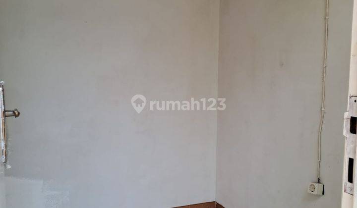 RUMAH BESAR SERPONG PARADISE 9