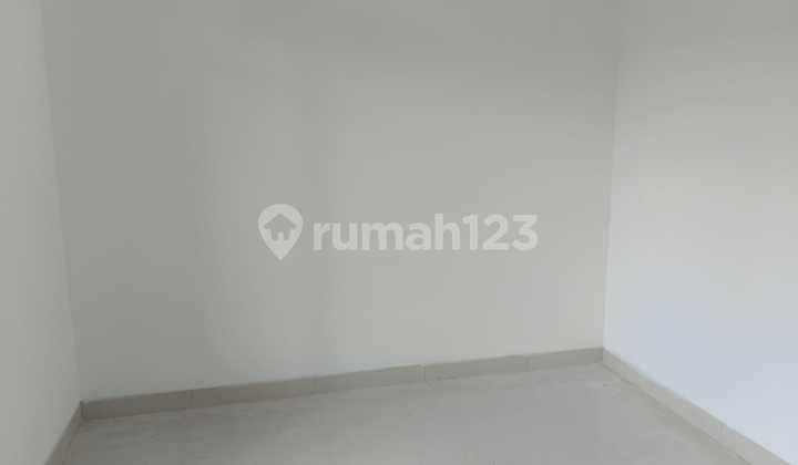 Rumah 2 Lantai Siap Huni Harga Terbaik Lokasi Strategis di Puncak Sariwangi Asri Jarang Ada Dekat Kampus Polban 2