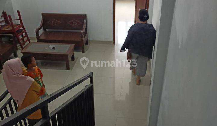 Ruko 2 1 2 Lantai di Harapan Indah Bekasi 9
