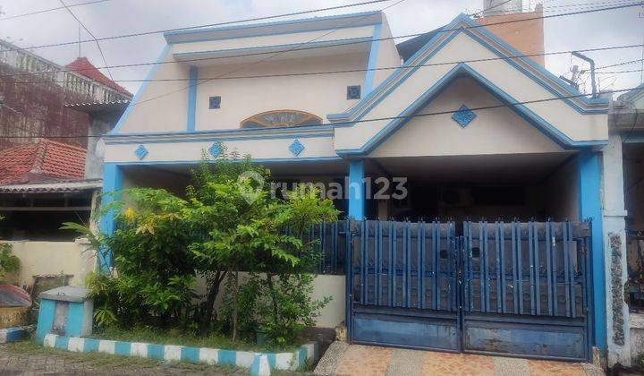 Dijual Rumah Cantik Siap Huni di Barata Jaya Surabaya 1