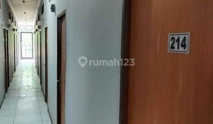 Rumah 3 Lantai di Jl Ciputat Raya, Jakarta Selatan 1