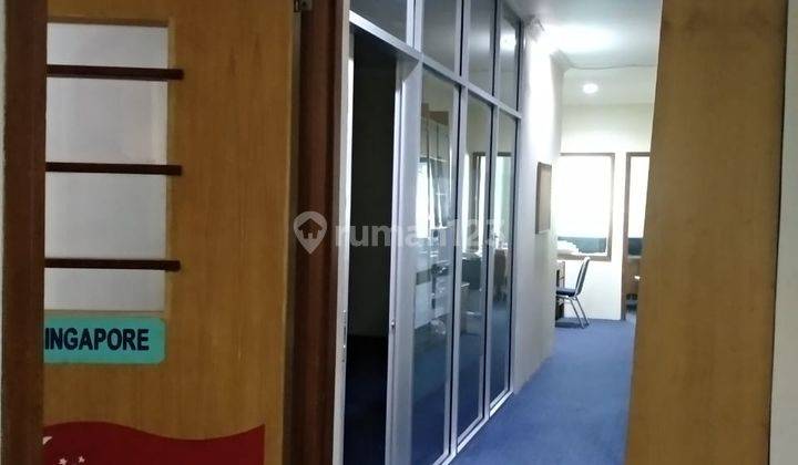 Ruang-usaha di Belleza Permata Hijau, Jakarta Selatan 160 m 2
