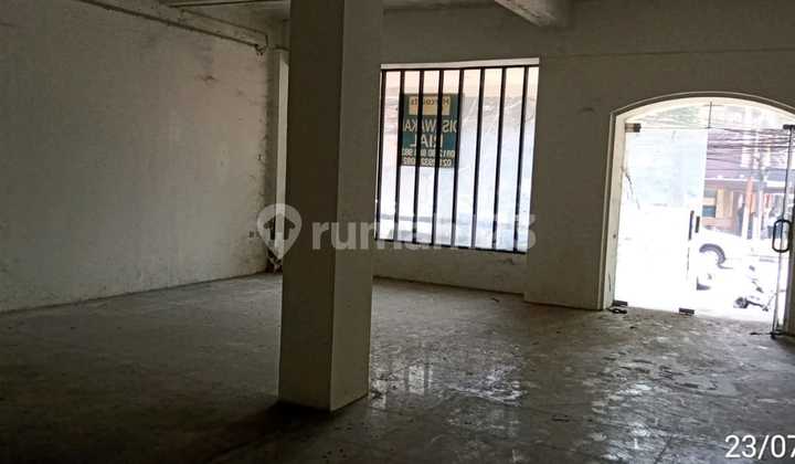 Ruang usaha cocok untuk Bank, kantor dsb. 2