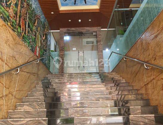 Ruang Usaha Bagus 662 m2 Blok M, Jakarta Selatan Ruang Usaha Bagus 662 m2 Blok M, Jakarta Selatan