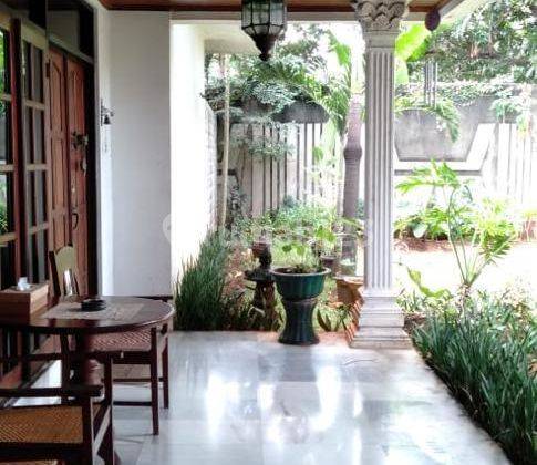 Rumah Bagus Unfurnished SHM di Cilandak, Jakarta Selatan 2