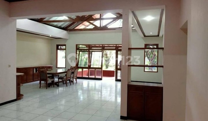 Best Location Rumah Mainroad Jl Riau Bandung Cocok F&B atau Guest Hosue 2