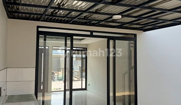 Rumah Baru Minimalis Modern di Kota Baru Parahyangan Dekat Tol Padalarang 2