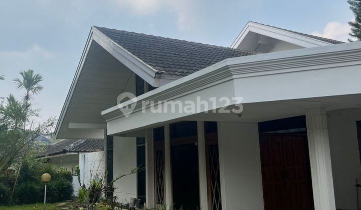 Rumah Mewah Stratergis di Ciumbuleuit Dekat Unpar