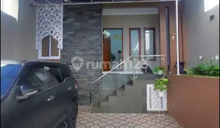 Rumah Lux di Mainroad Perumahan Budi Indah Row Jalan Lebar