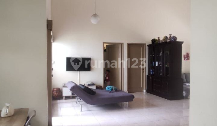 Ready-to-Live Minimalist House in Pinus Regency Complex, Soekarno Hatta 2