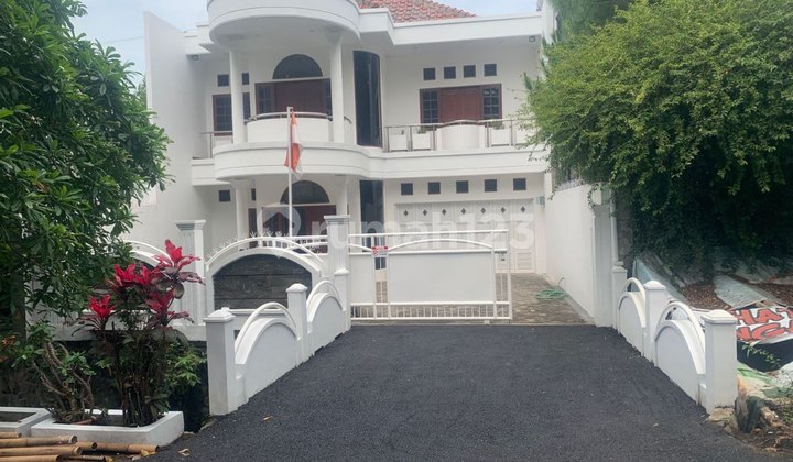 Rumah Siap Huni 2 Lantai di Sayap Jl Djunjunan Pajajaran Pasteur