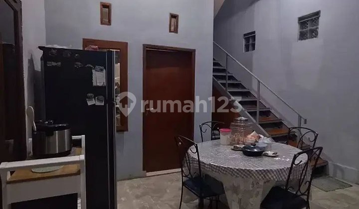 Sell Fast Strategic Ready-to-Occupy House Next to Batununggal 2