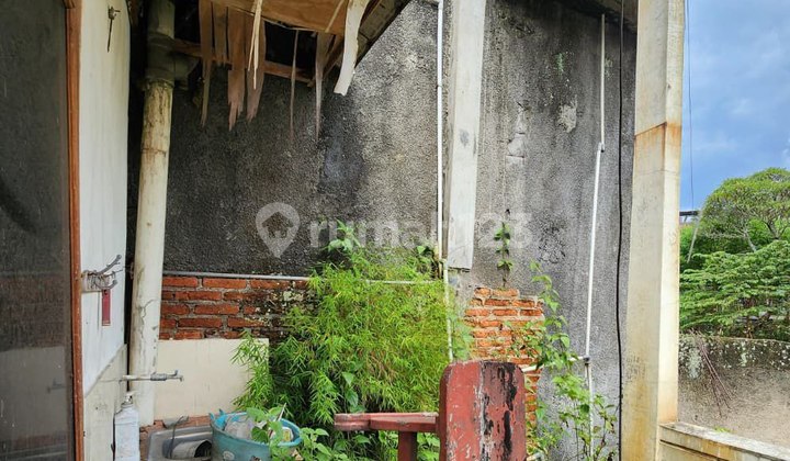 Strategic Land Count House in Cipta Graha Pasteur Complex Near Toll Road 2